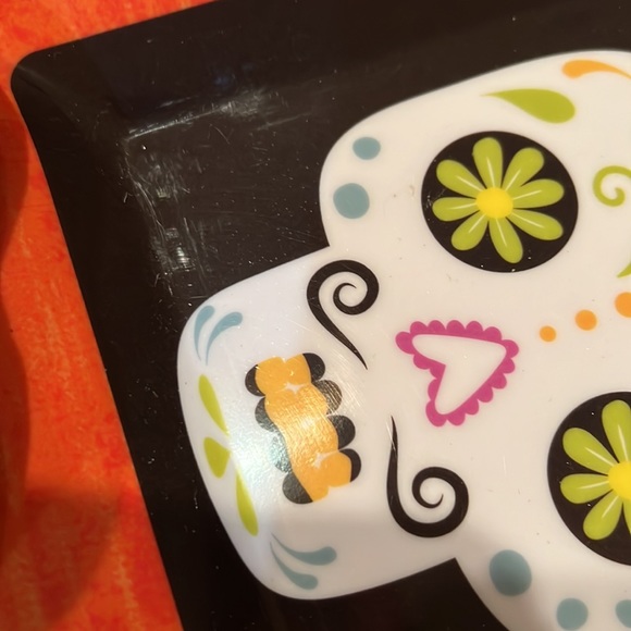 NWT DIA DE LOS MUERTOS DAY OF THE DEAD PLASTIC PARTY PLATTER 19” x 8” - Picture 2 of 4